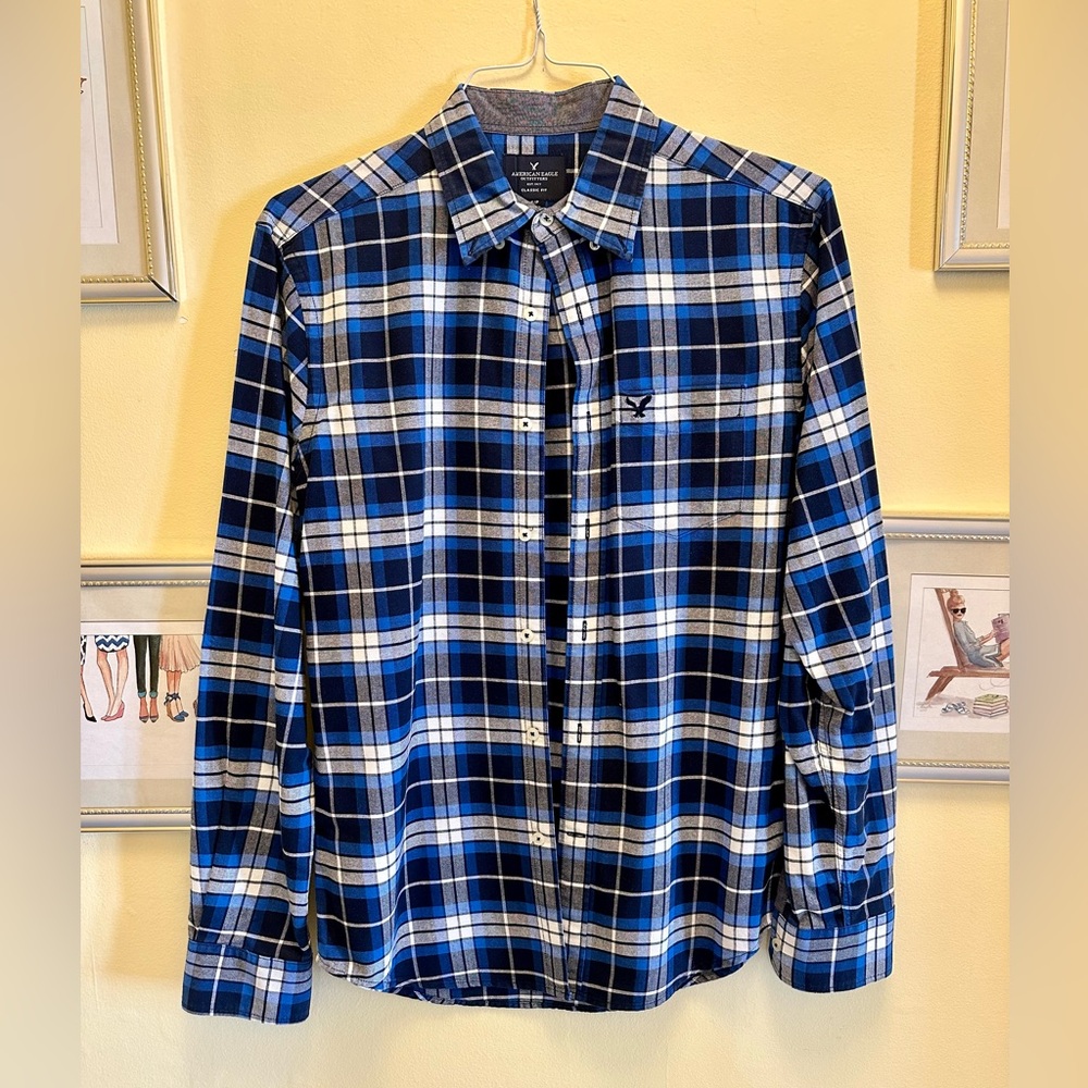 American Eagle Classic Fit Button Down Size Small